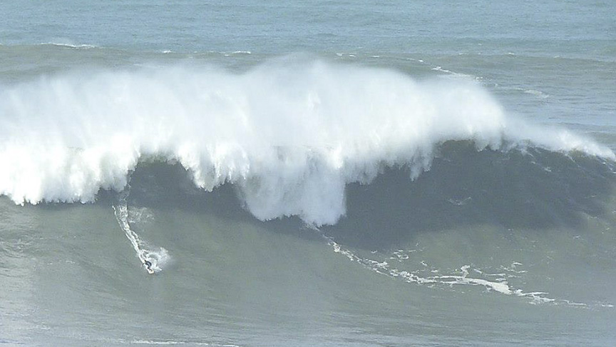 surfing porto portugal